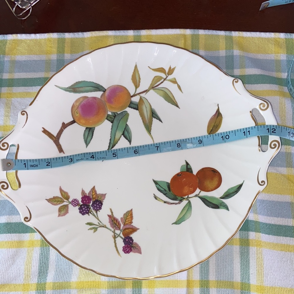 Royal Worcester Bone China 1974, 12” serving plate